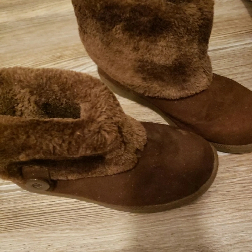 Boots - Picture 2 of 2